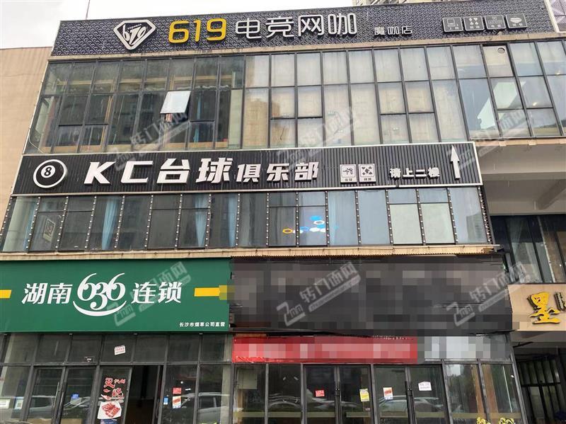 优价急转、开福区成熟小区400㎡精装台球俱乐部